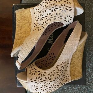 Blush wedges, has been a worn a couple of times